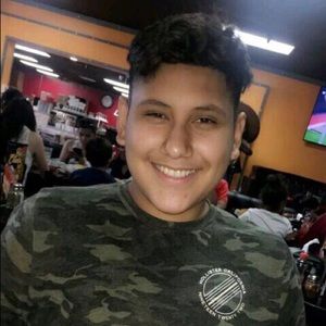 Meet your Posher, Luis